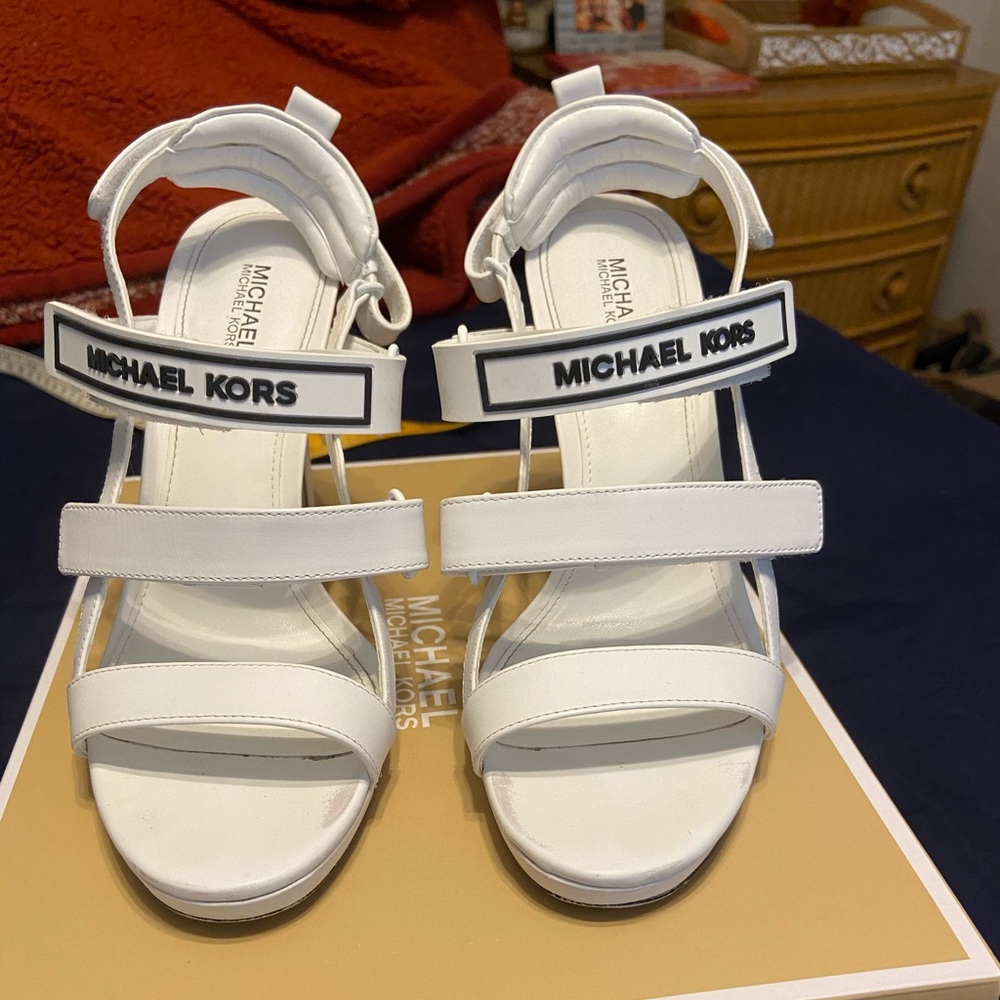 Velcro strapped MK heels